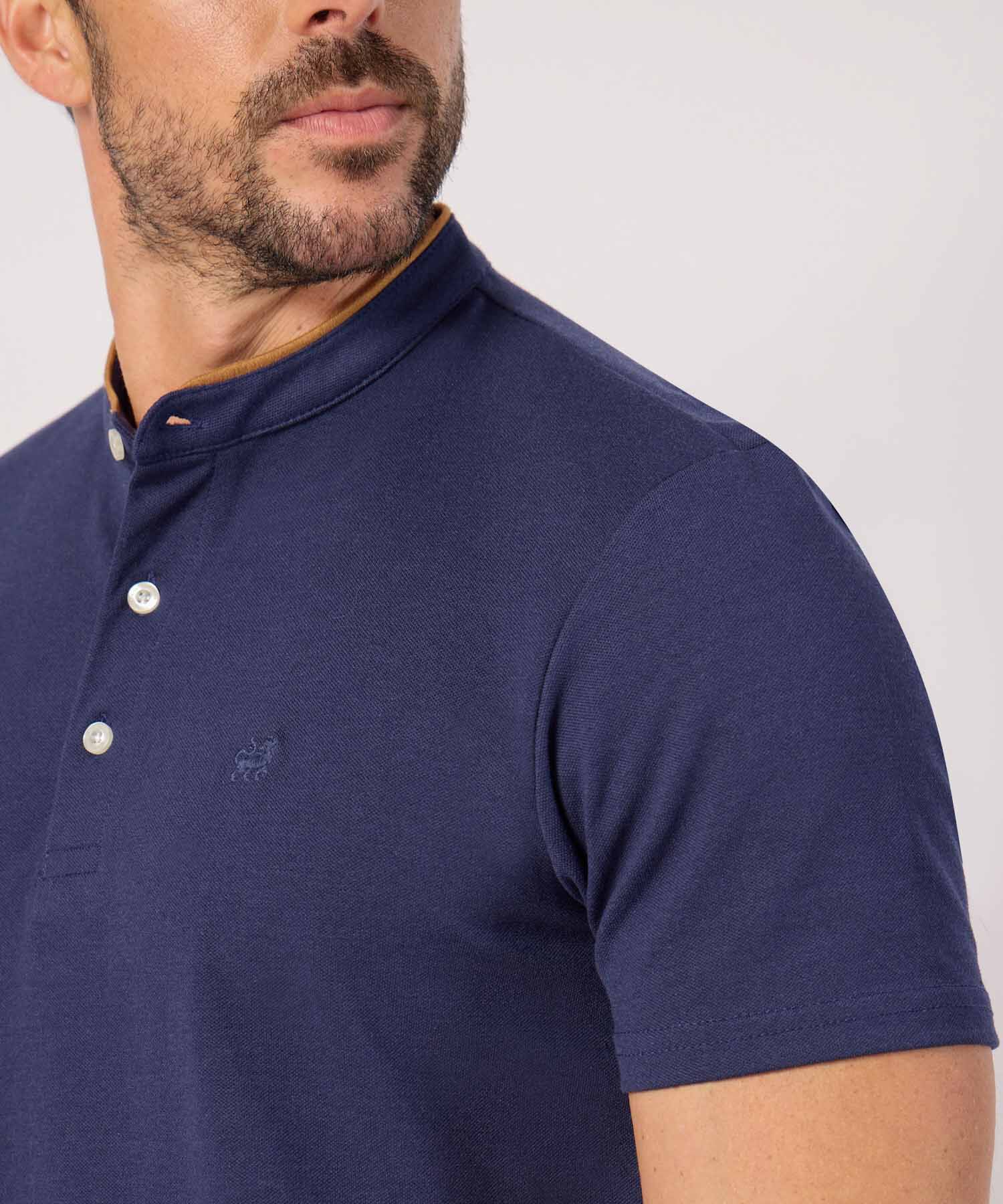 Polo Unicolor Cuello Mao 