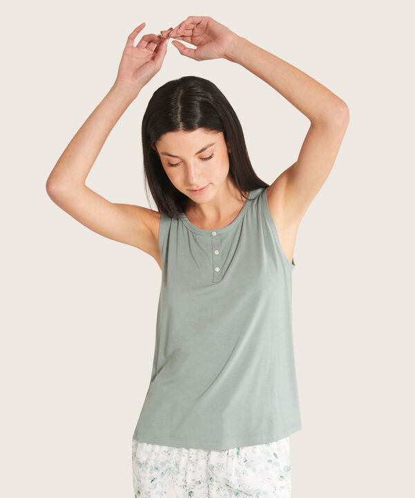 Camiseta Con Pechera Simulada