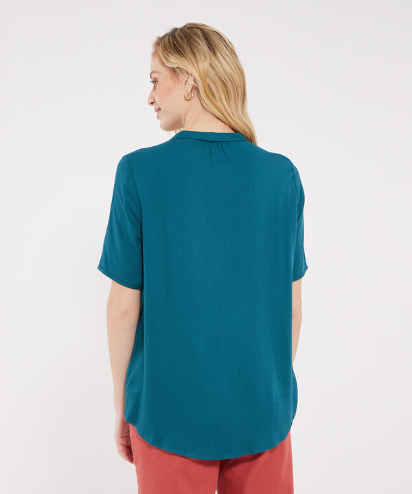 Blusa con Cuello Tipo Smoking