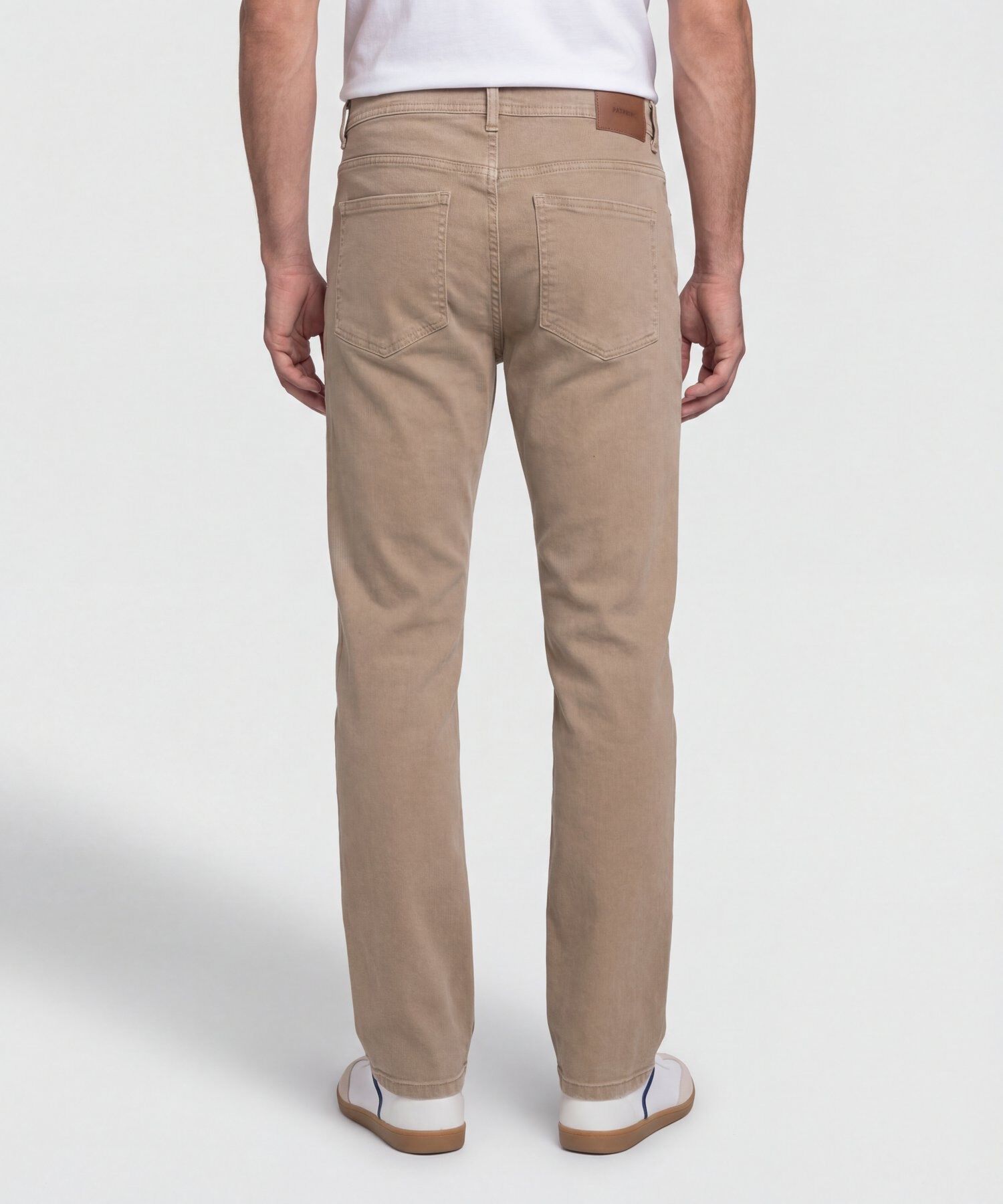 Jeans Hombre Regular Fit con Cinco Bolsillos