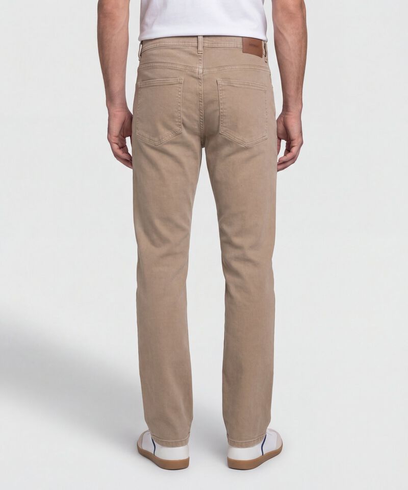 Jeans Hombre Regular Fit con Cinco Bolsillos