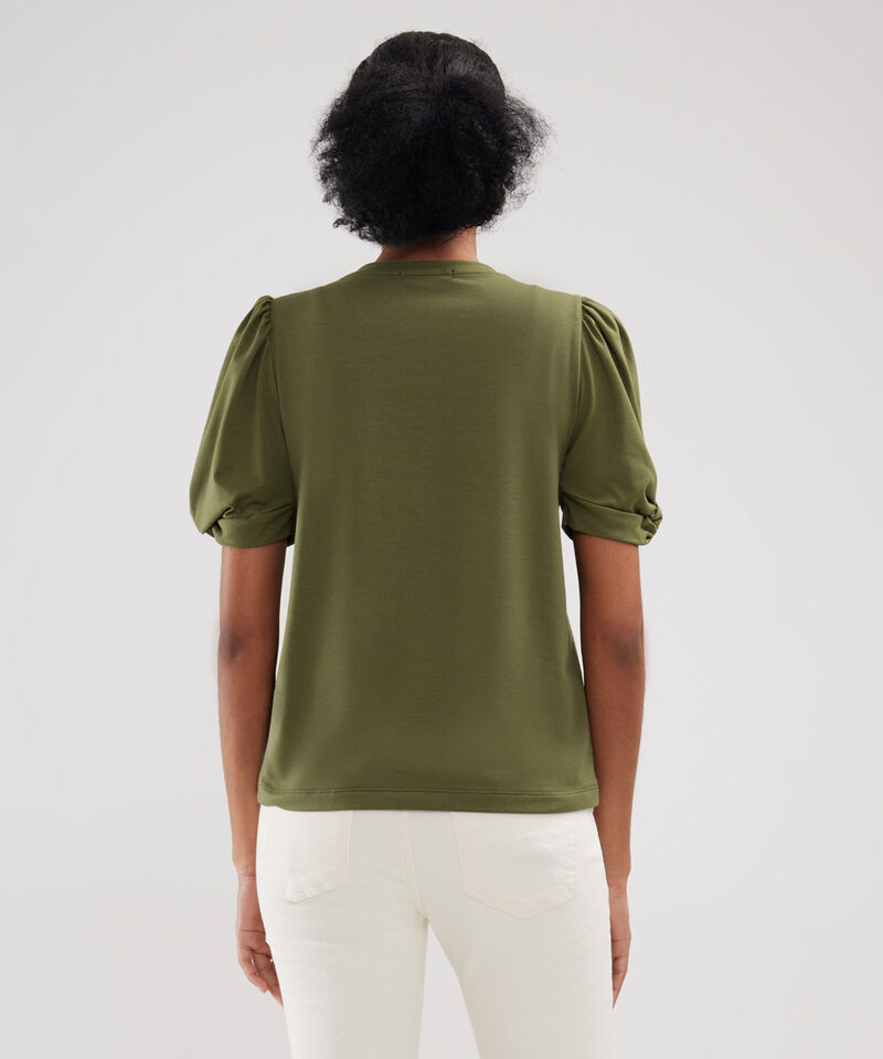 Camiseta Con Detalle En Manga