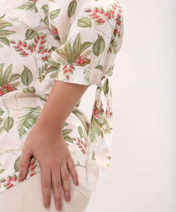 Blusa Estampada Manga 3/4 image number null