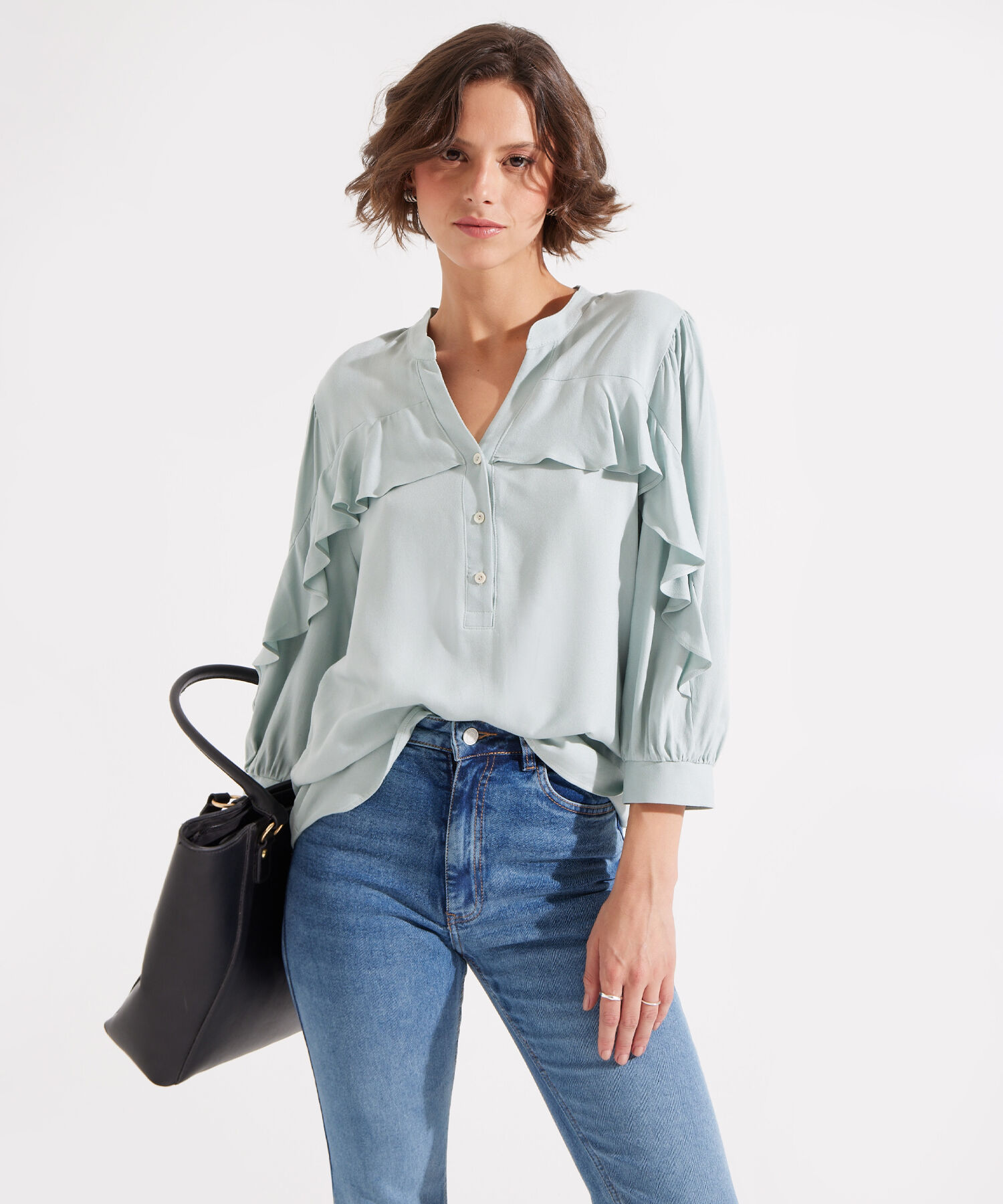 Blusa Unicolor Manga 3/4 Con Arandela En Frente