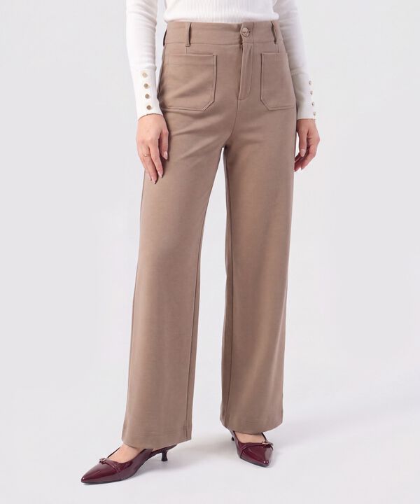 Pantal&oacute;n Recto Con Bolsillos Parche Mujer