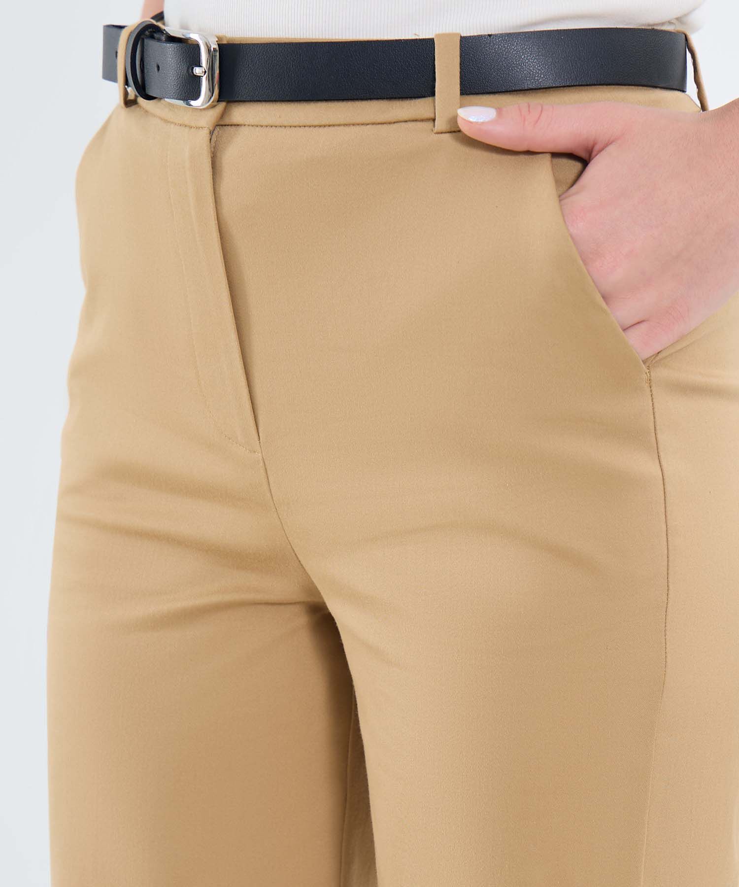 Pantalón tipo chino para mujer