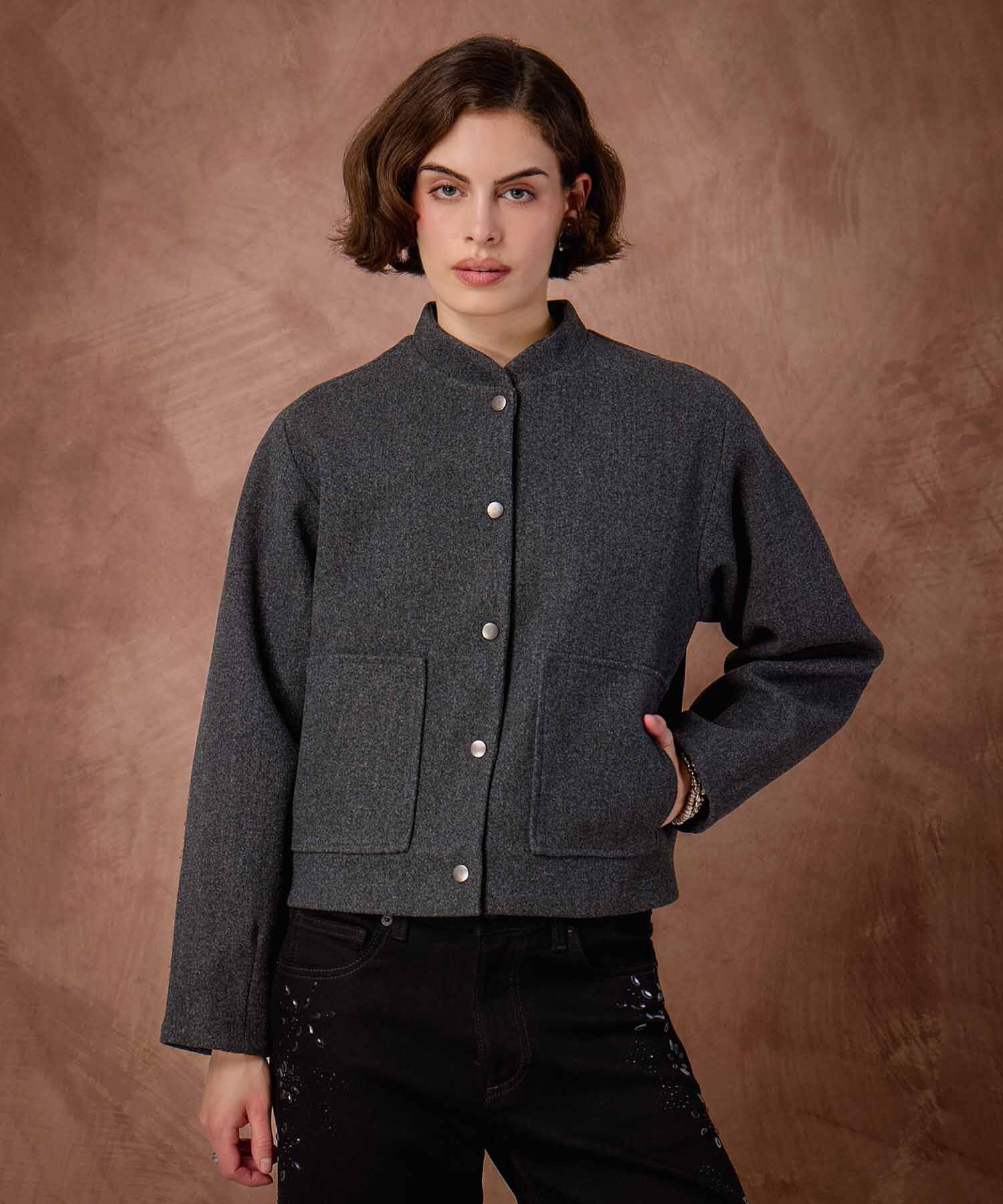 Chaqueta Corta Estilo Boxer