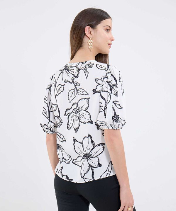 Blusa Estampada Cuello V