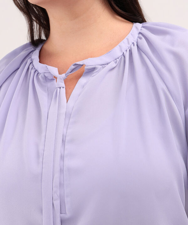 Blusa Unicolor Con Corbata image number null