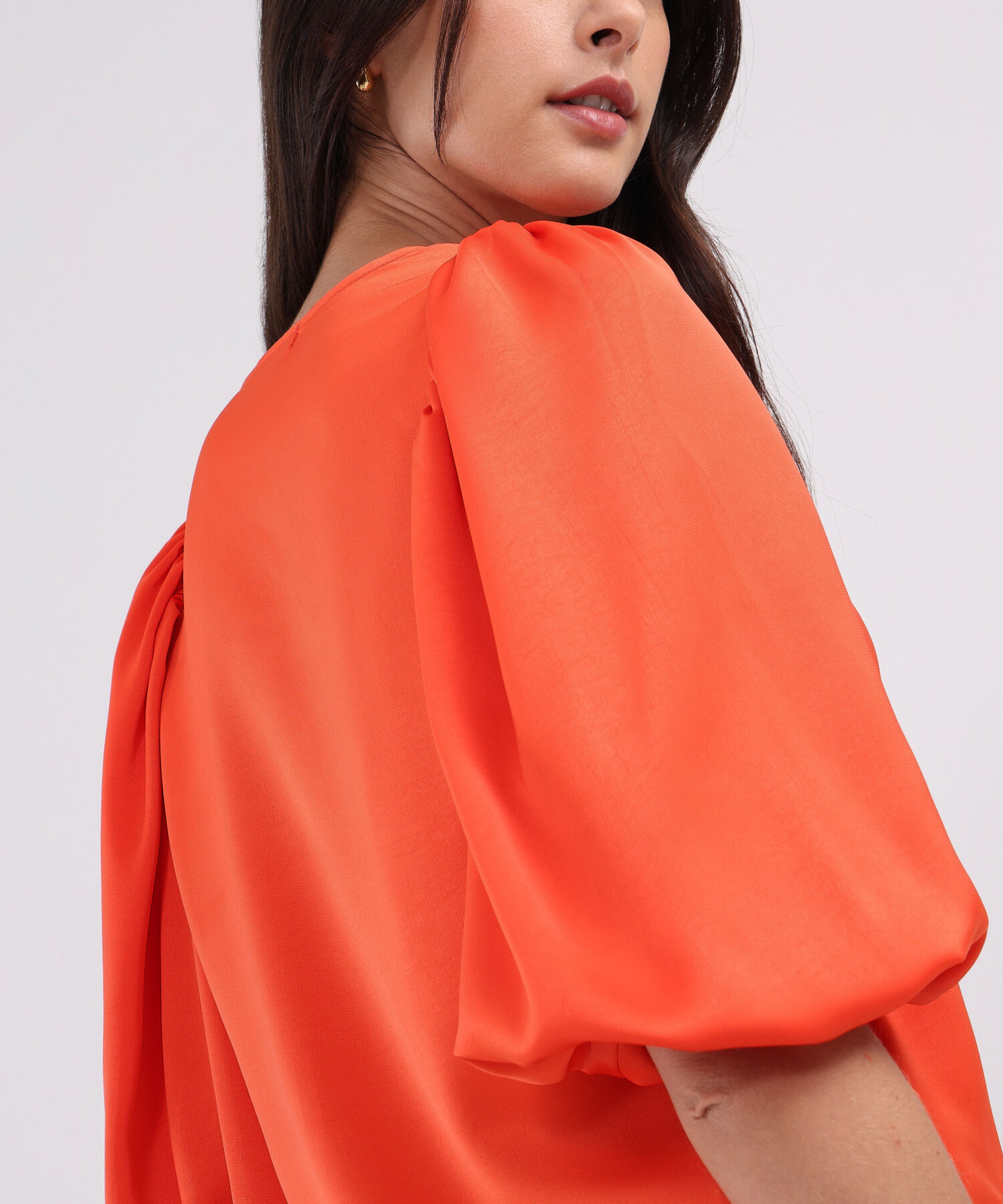 Blusa Escote V Unicolor Con Anudado En Delantero Compra Online PATPRIMO