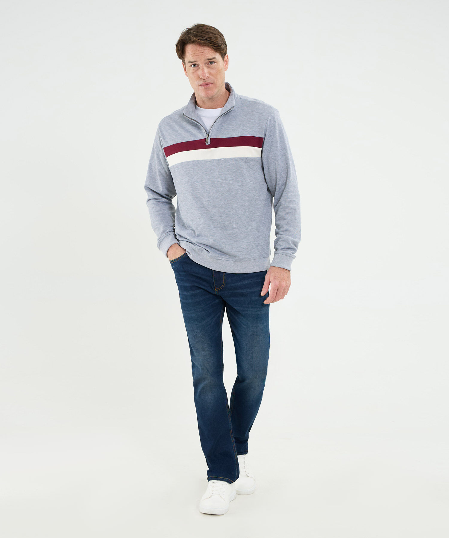 Buso Cuello Alto Con Cortes En Contraste Para Hombre