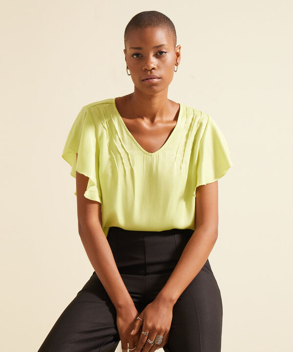 Blusa Manga Corta En Arandela Con Alforzas En Frente