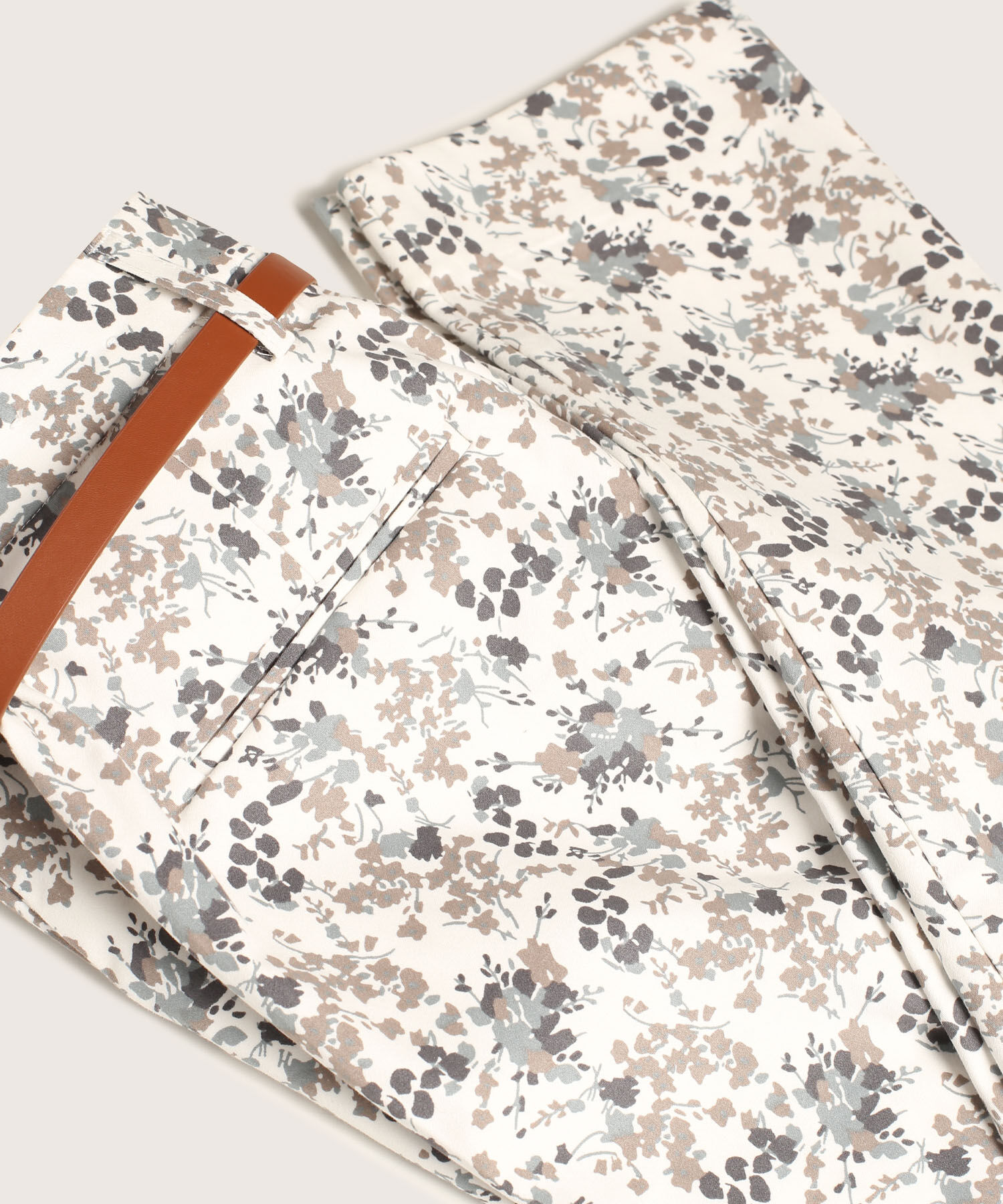 Pantal&oacute;n Chino Estampado