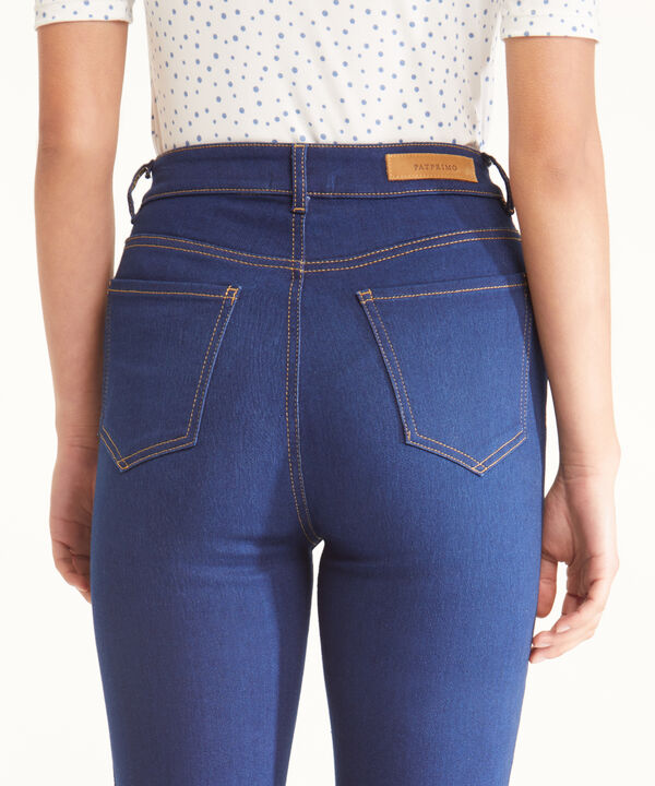 Jean Tipo Flare con Ribetes