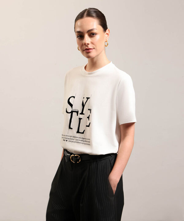 Camiseta Estampada Cuello Redondo Para Mujer image number null