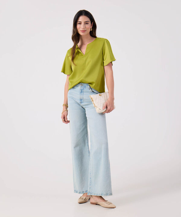 Blusa Unicolor Satinada  image number null