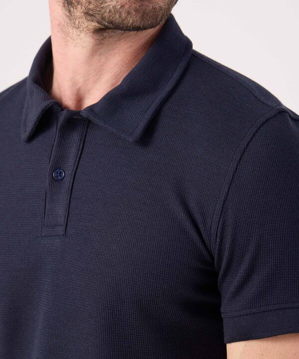Polo Unicolor Texturizada  image number null