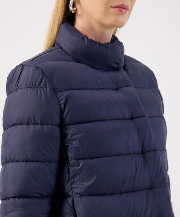 Chaqueta Acolchada de Cuello Alto image number null