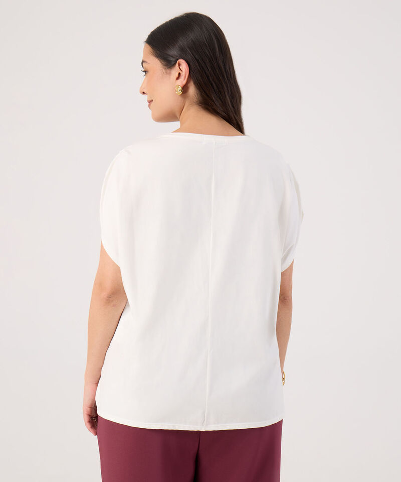 Camiseta Manga Corta Con Detalle