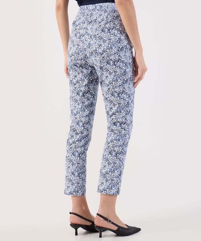 Pantalón Slim Fit Estampado Floral Tobillero