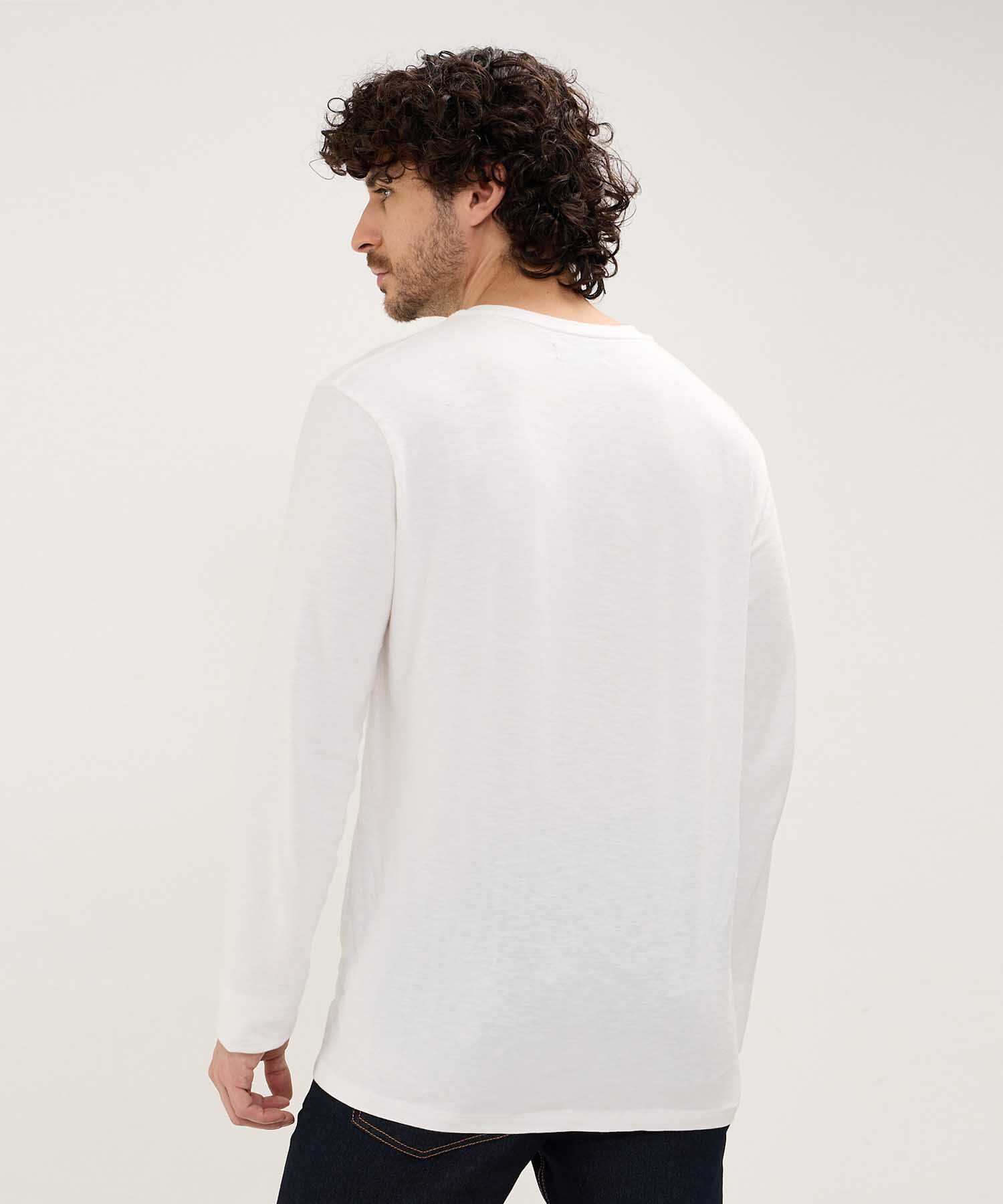 Camiseta Manga Larga Cuello Henley