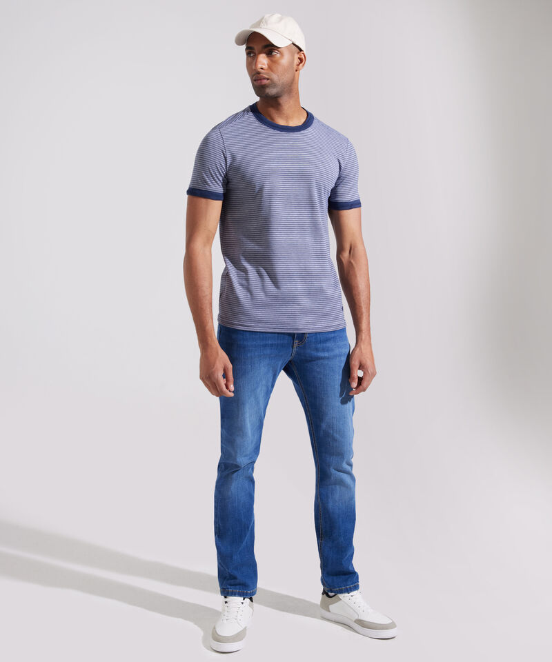 Camiseta Cuello Redondo Con Tira Tejida En Cuello Y Pu&ntilde;o