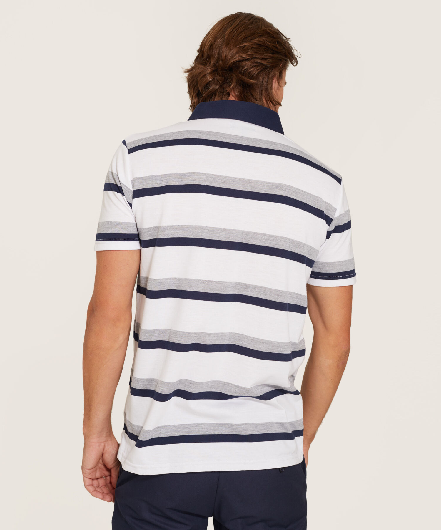 Polo Cuello Duro