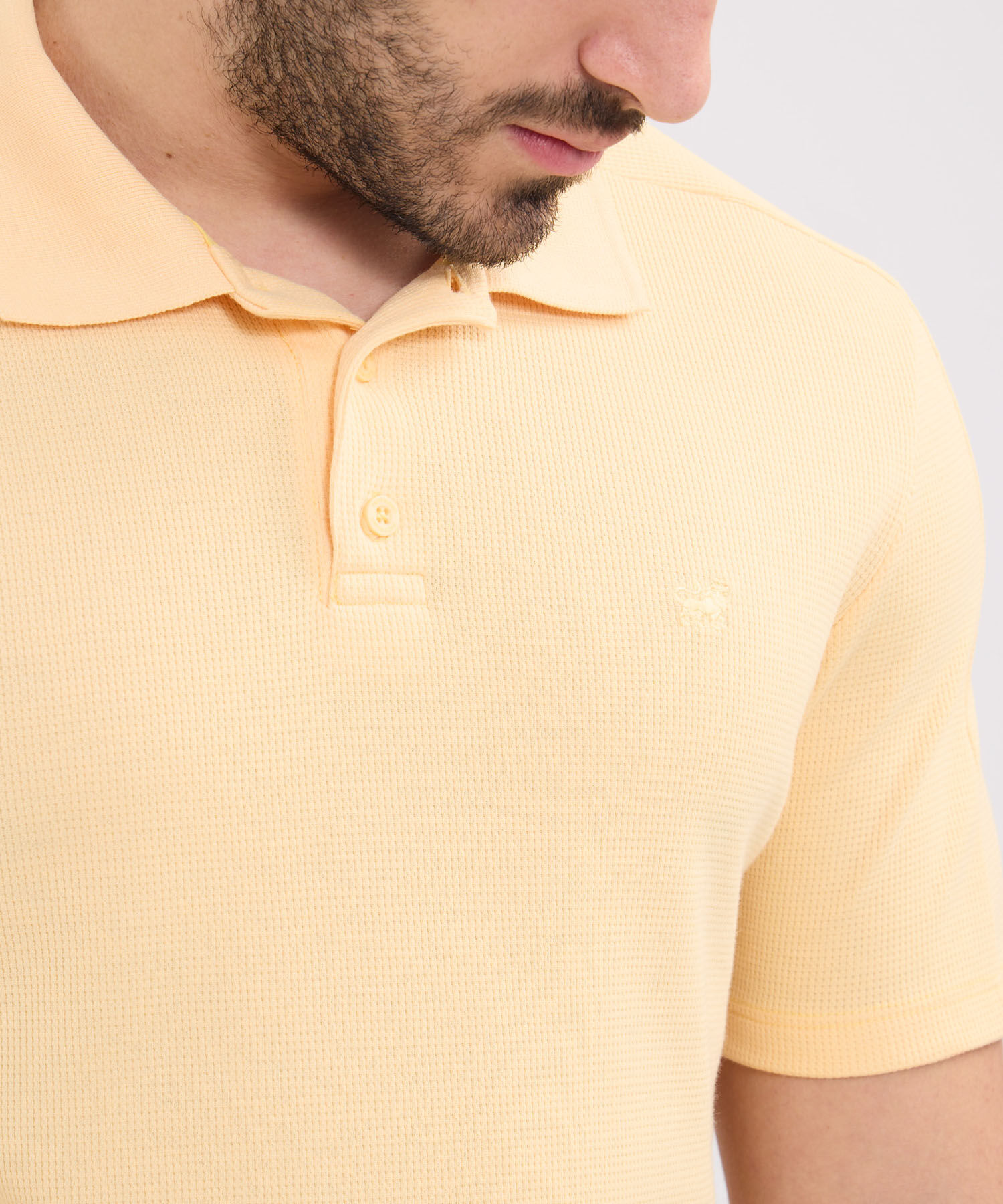 Polo Unicolor Textura, Cuello Tejido Sin Bolsillo