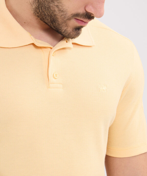 Polo Unicolor Textura, Cuello Tejido Sin Bolsillo image number null