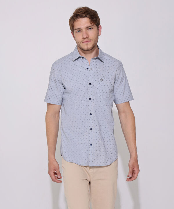 Camisa Estampada Manga Corta Con Bolsillo Y Silueta Slim Fit image number null