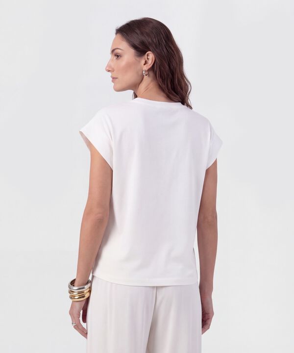 Camiseta Manga Corta Con Doblez Para Mujer