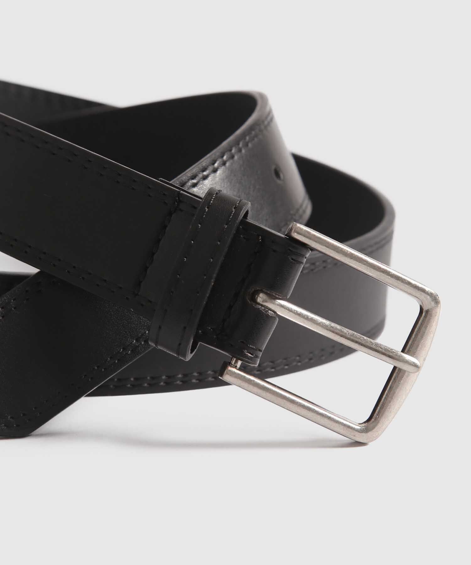 Cintur&oacute;n B&aacute;sico en Efecto Cuero