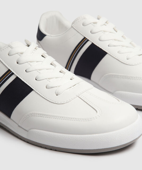 Tenis Casuales Bajos image number null