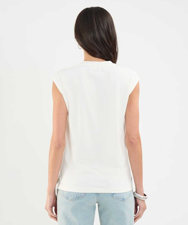 Camiseta con Apliques Florales