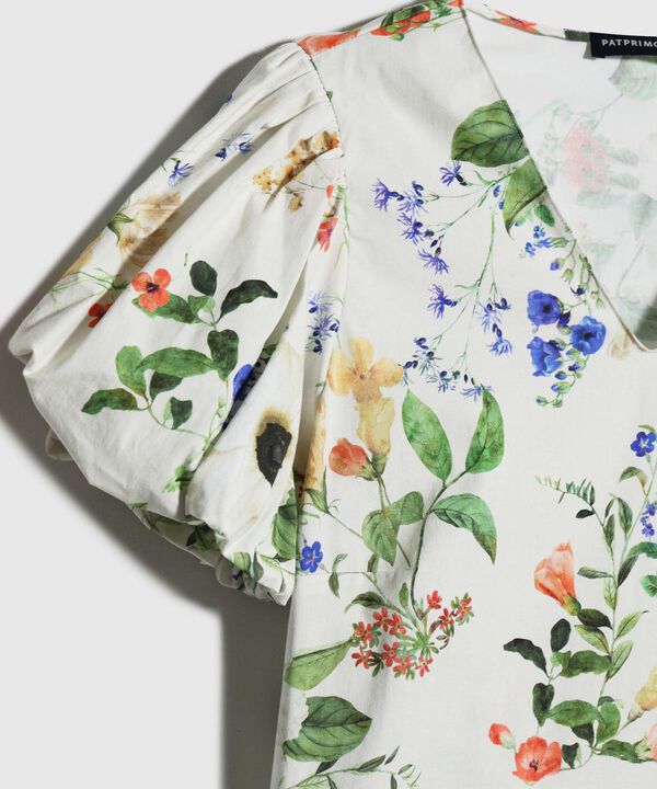 Blusa Estampado Floral image number null