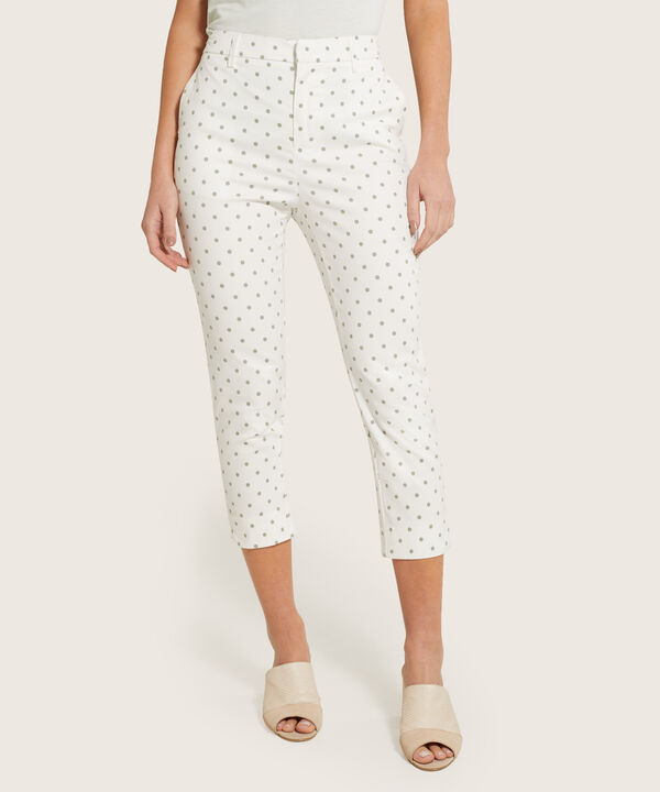 Pantalon Capri Con Bolsillos Laterales