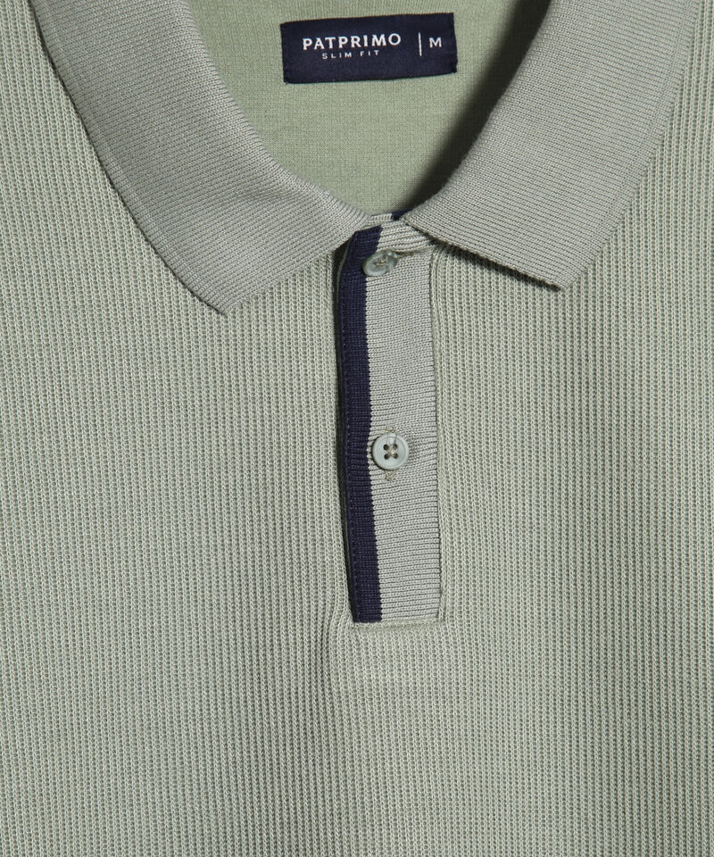 Polo Unicolor Pechera Tejida
