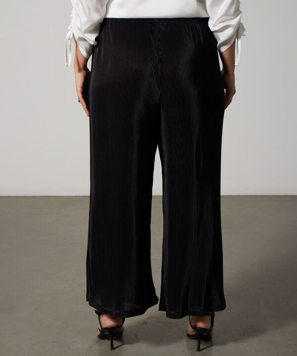 Pantalón Culotte En Tela Plisada