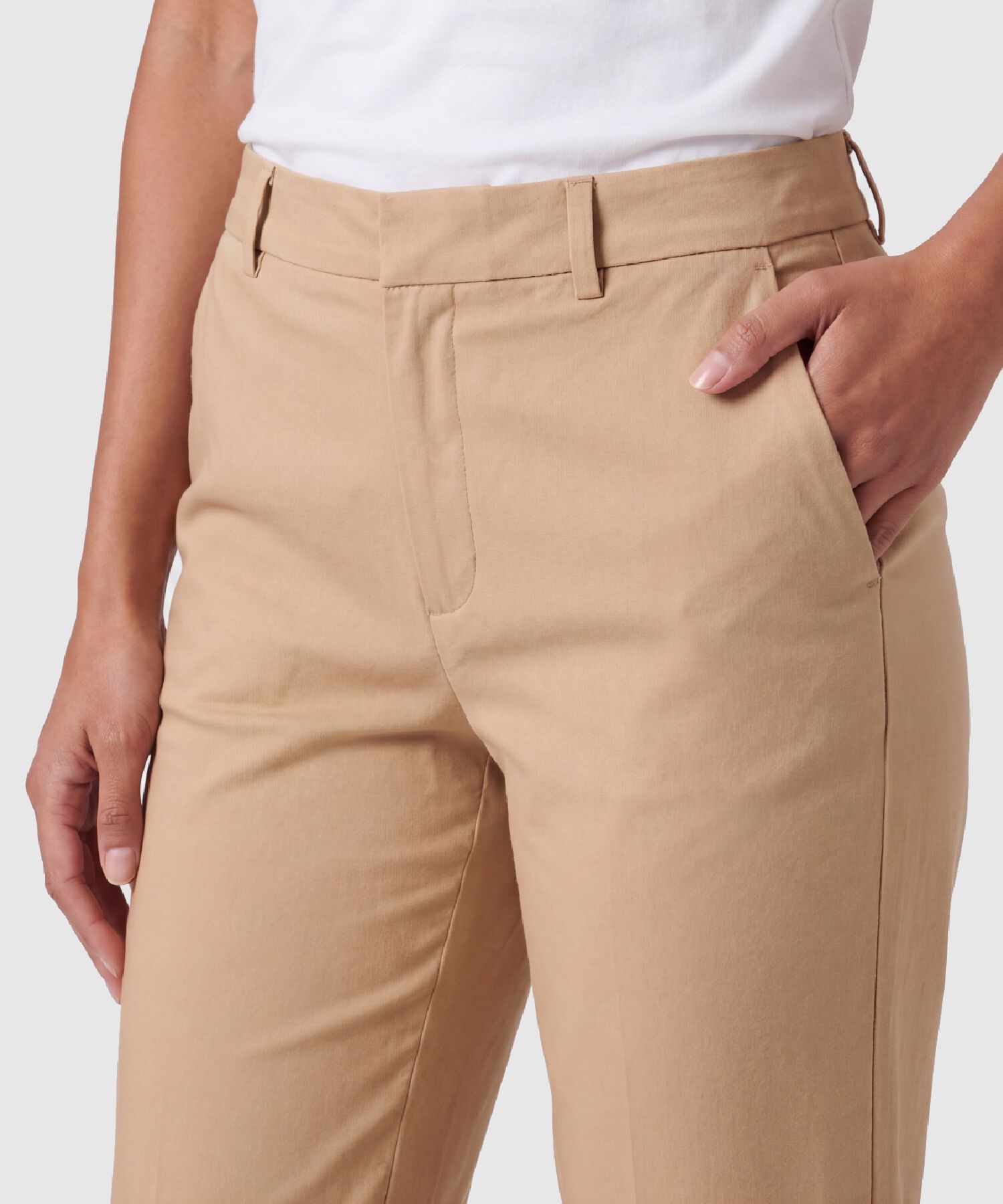 Pantal&oacute;n Capri Con Abertura Para Mujer