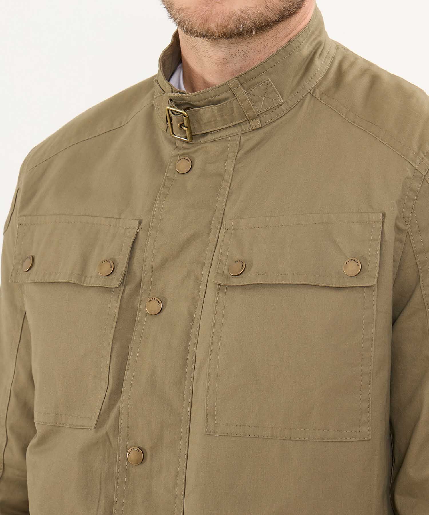 Chaqueta Tipo Militar