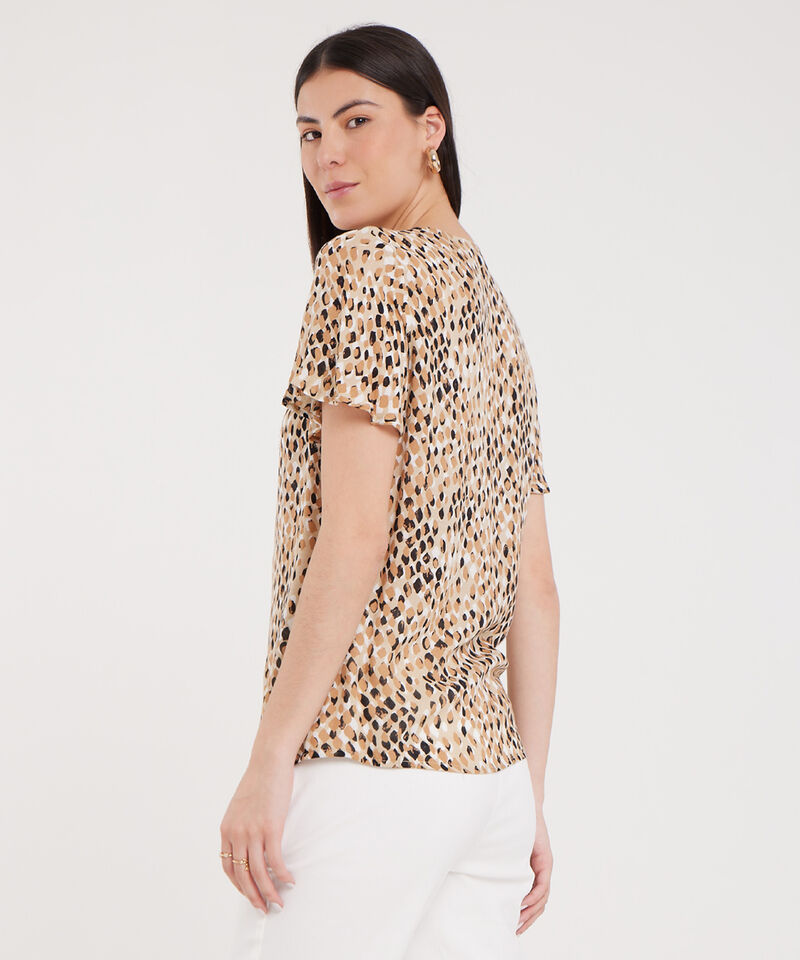 Blusa Estampada Con Botones Decorativos