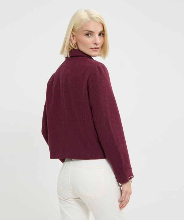 Chaqueta Unicolor Con Botones Dorados