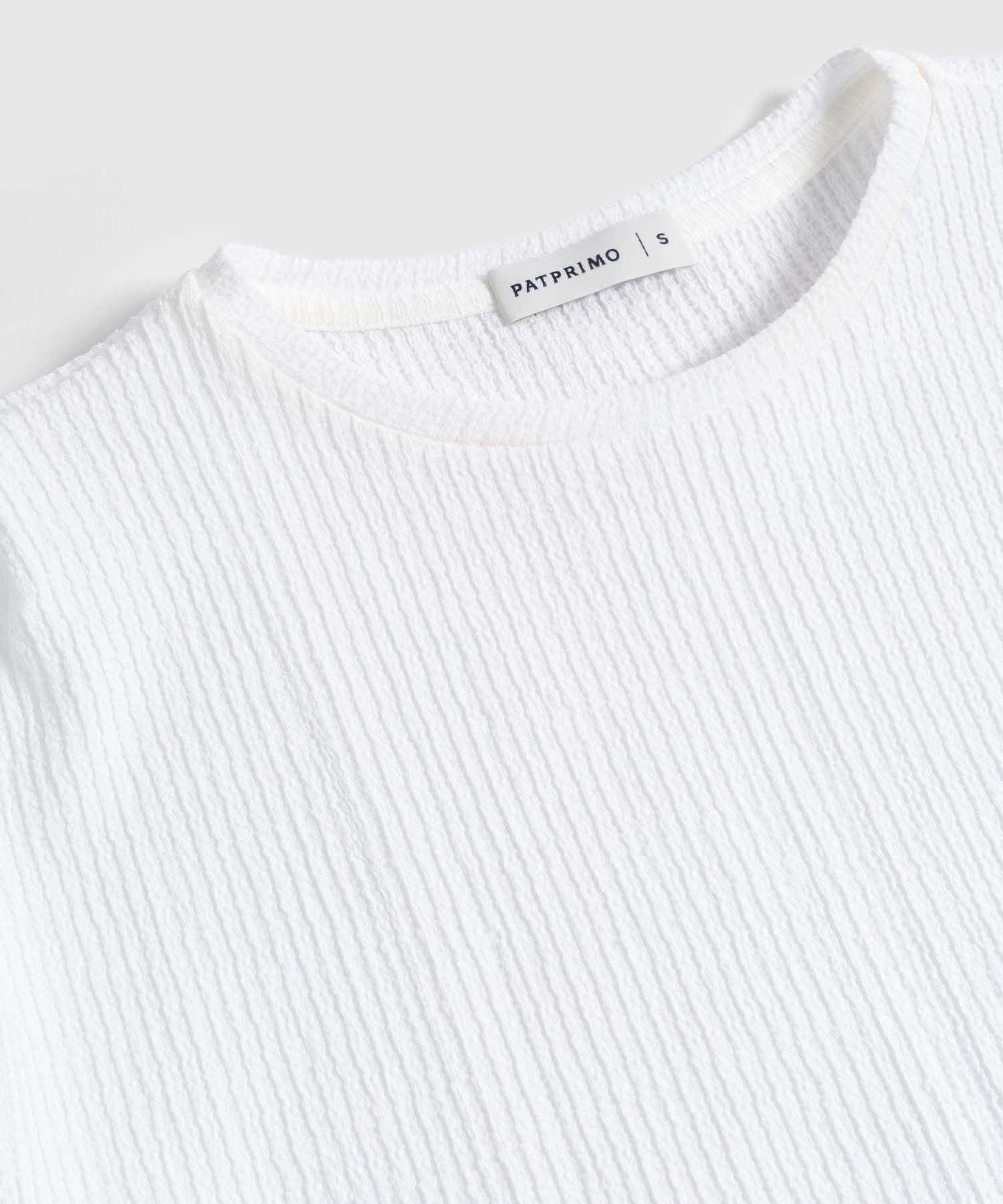 Camiseta Texturizada Con Hombro Ca&iacute;do Para Mujer