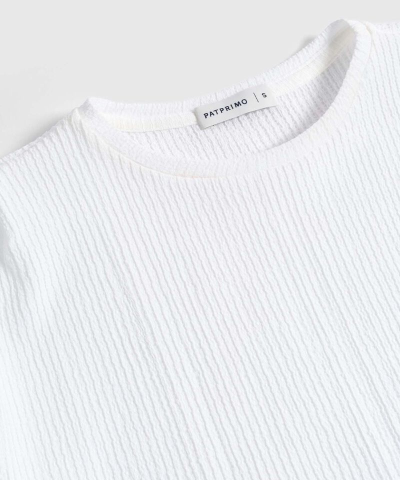 Camiseta Texturizada Con Hombro Ca&iacute;do Para Mujer