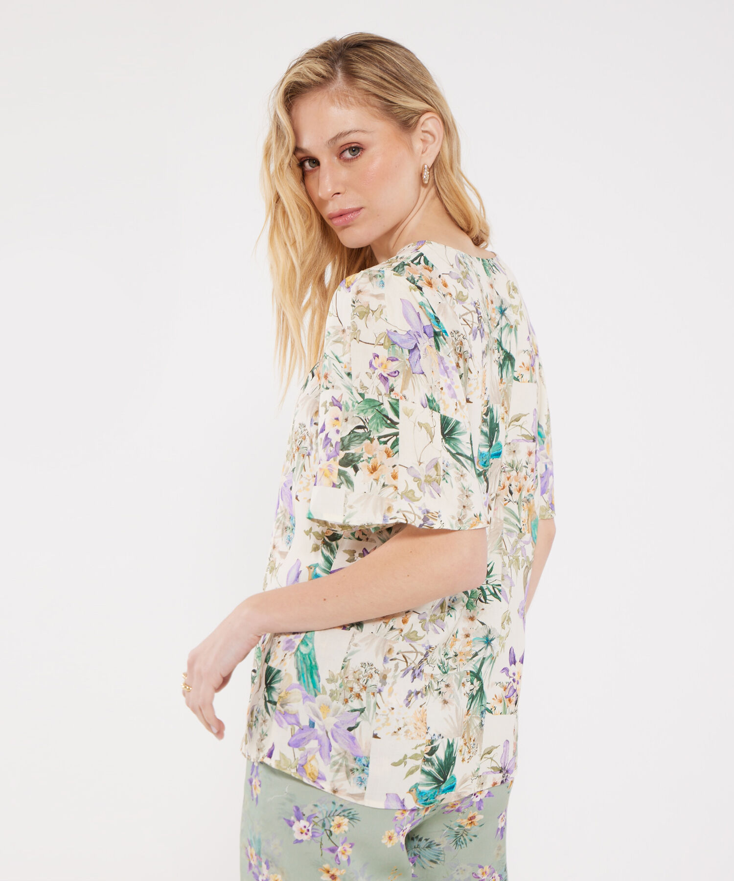Blusa con Estampado Floral