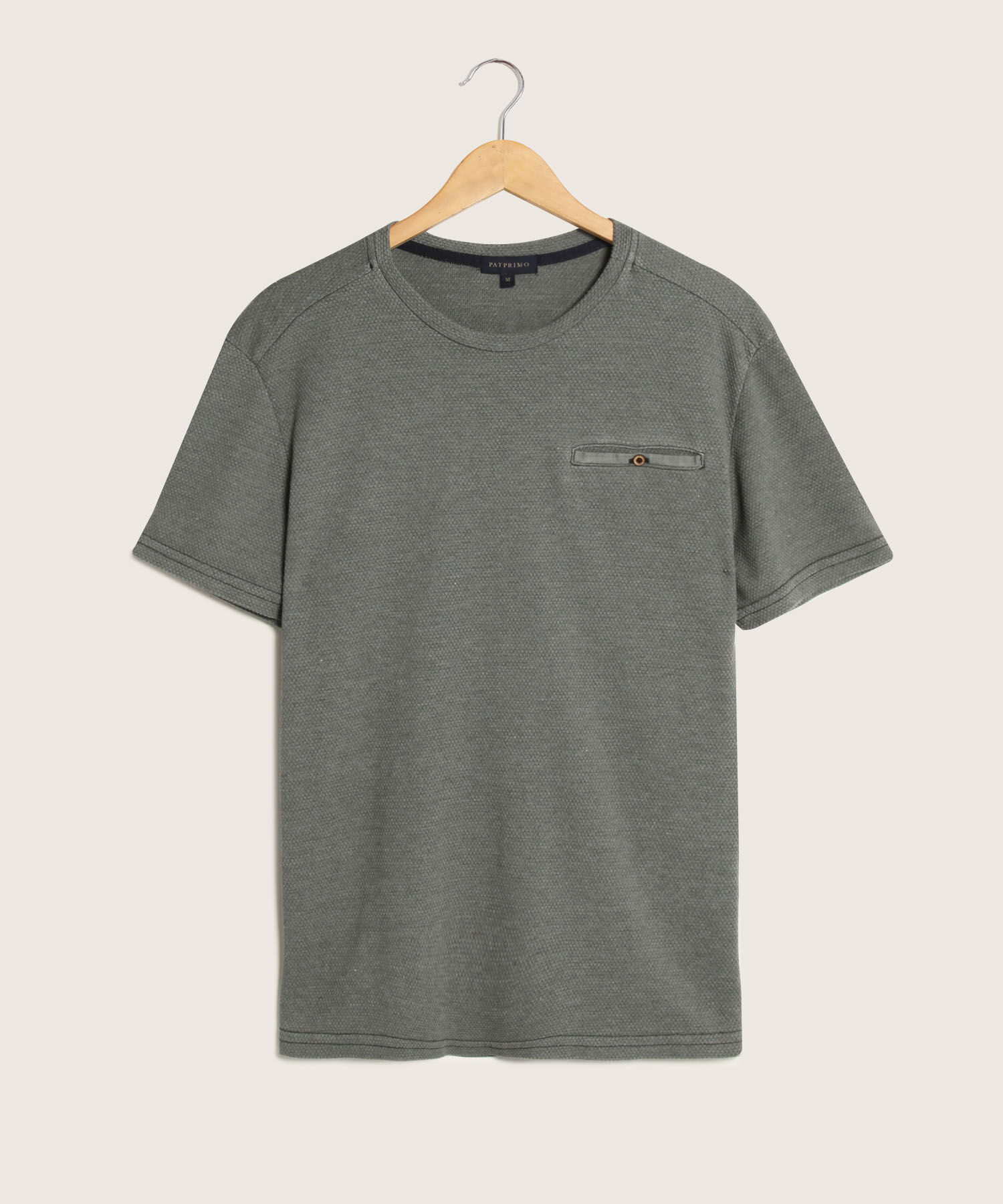 Camiseta Cuello Redondo  Bolsillo Ribete