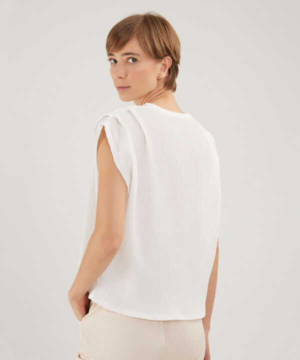 Camiseta Unicolor Texturizada image number null