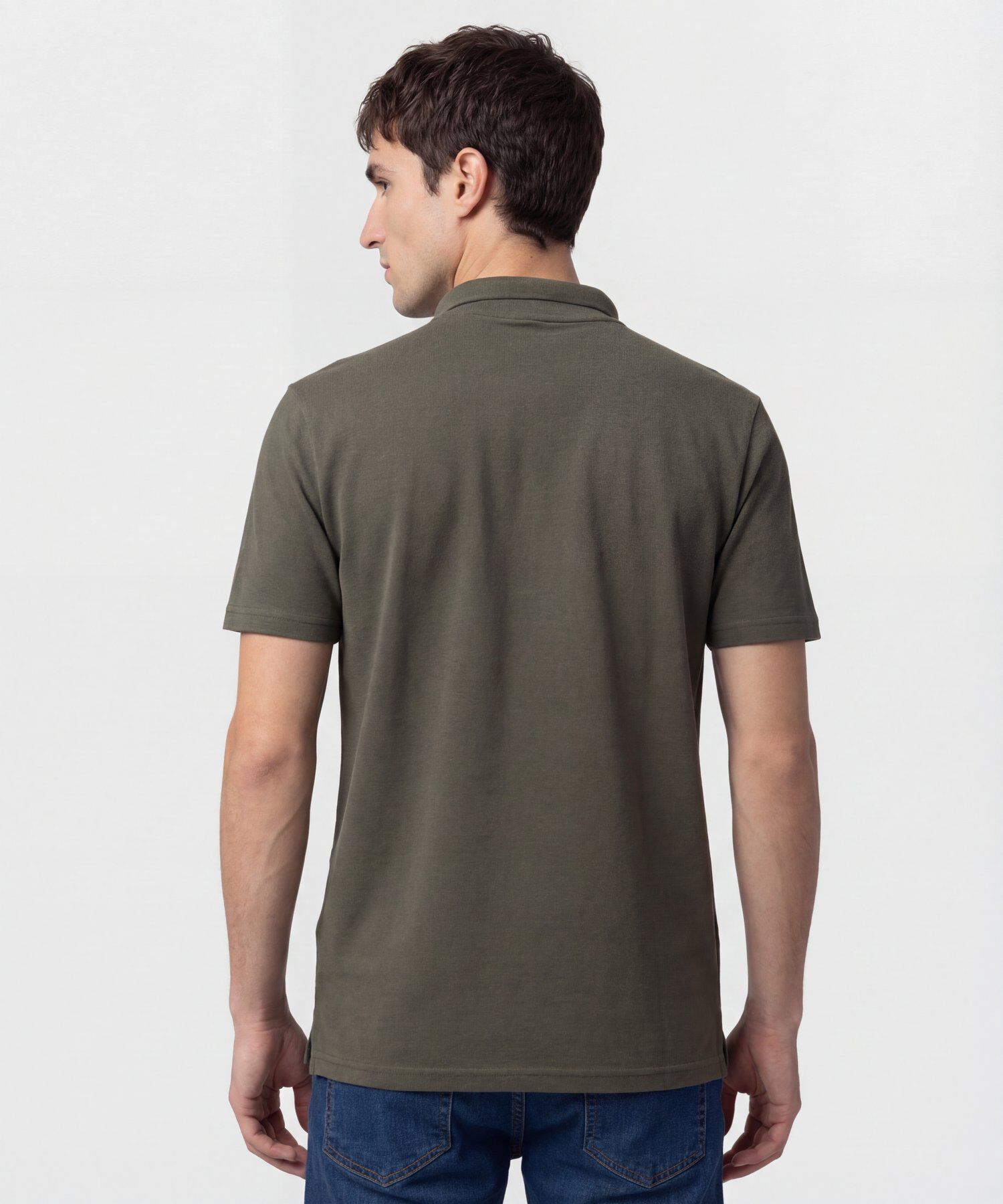 Polo Manga Corta Bolsillo con Bordado Hombre