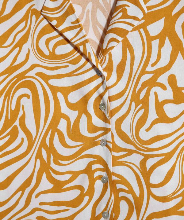 Camisa Estampada, Manga Corta, Cuello Camisero