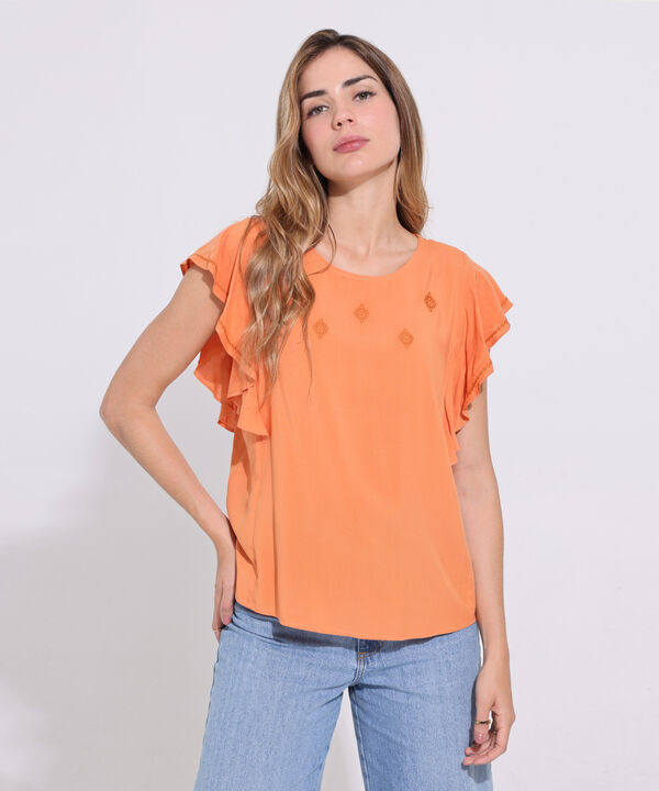 Blusa Manga Corta Con Bordado En Frente Superior